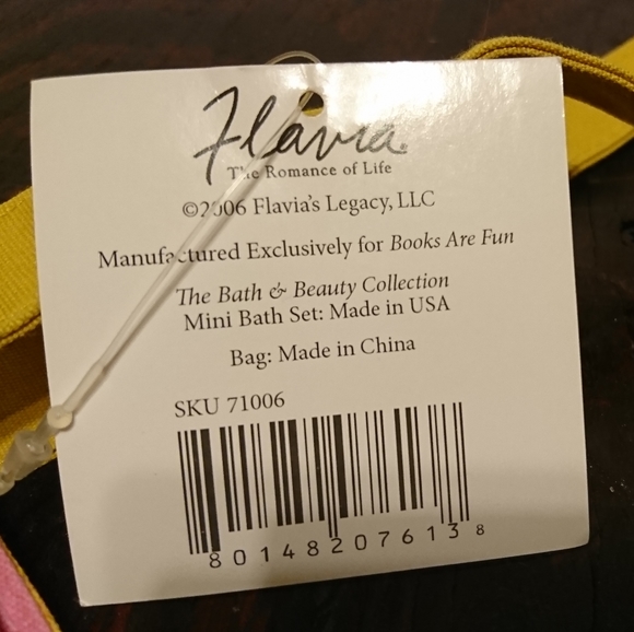 FLAVIA PEACHES & POMEGRANATES 2006 BATH & BEAUTY TOTE BAG NWT - Picture 10 of 10